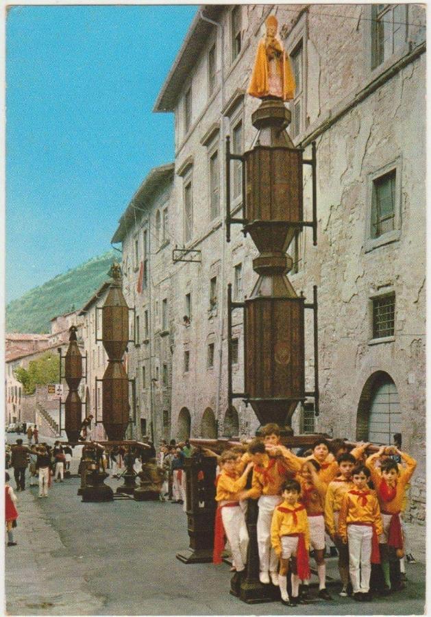 Ferienwohnung A Casa Di Cristina Gubbio Exterior foto